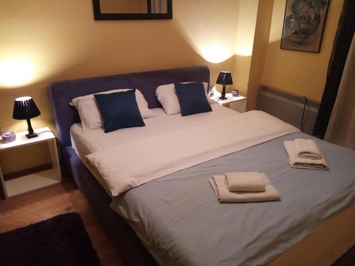 Apartments Garden Belgrade Luaran gambar