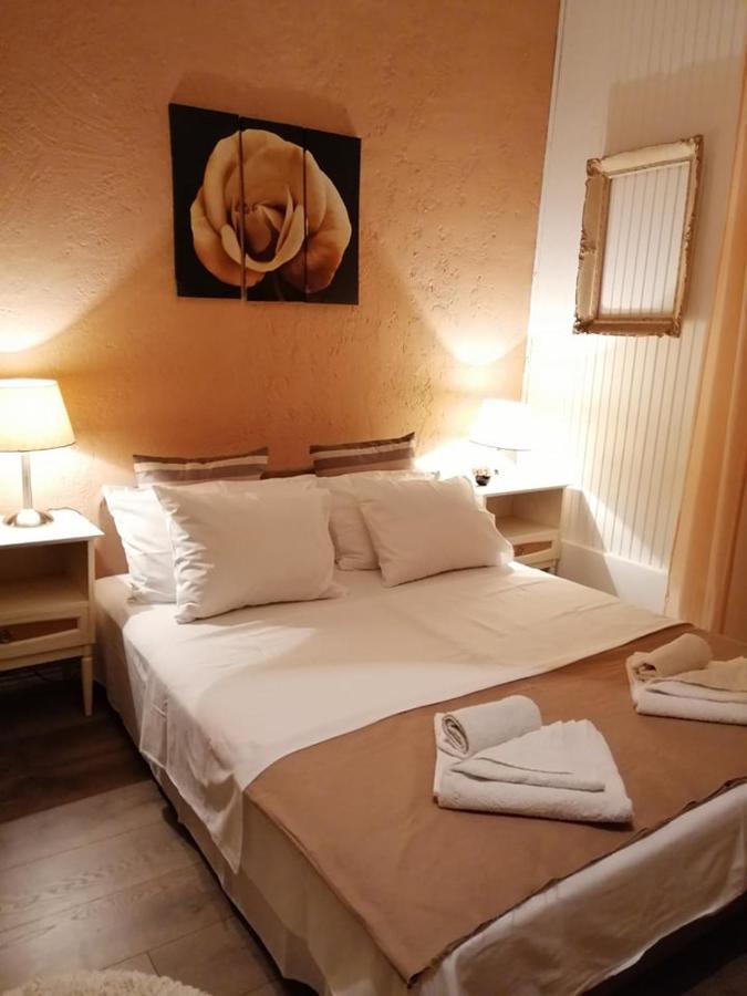Apartments Garden Belgrade Luaran gambar